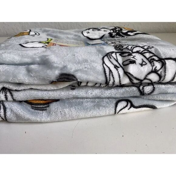 Casper the Friendly Ghost Plush Soft Blanket Throw 50x70” Halloween Costumes NEW - Picture 11 of 16